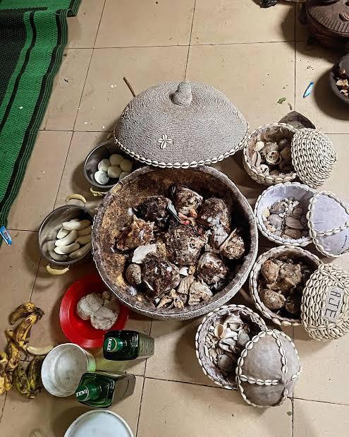 Traditional objects and ceremonial materials